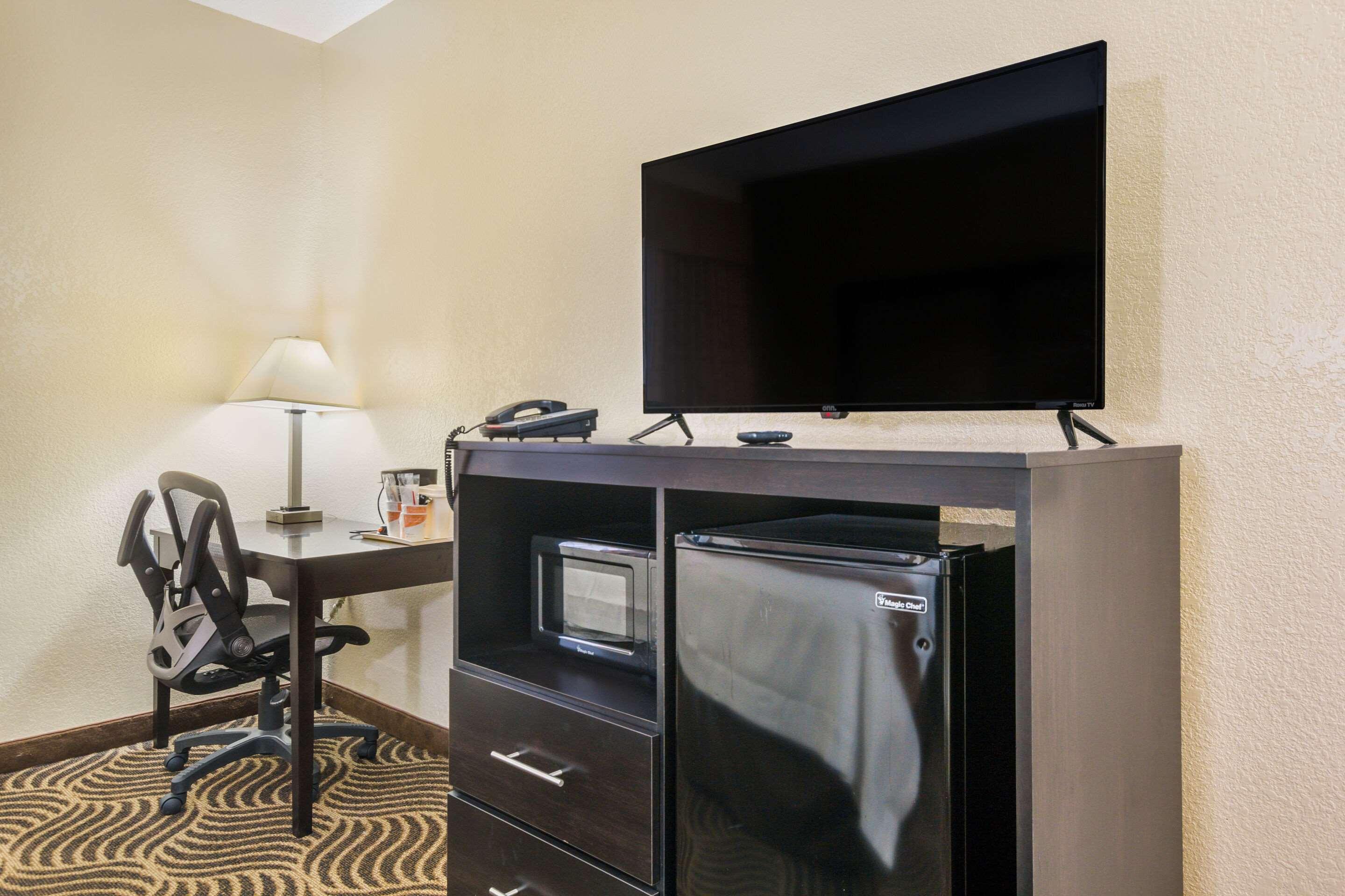 Quality Inn & Suites Florence - Cincinnati South Εξωτερικό φωτογραφία