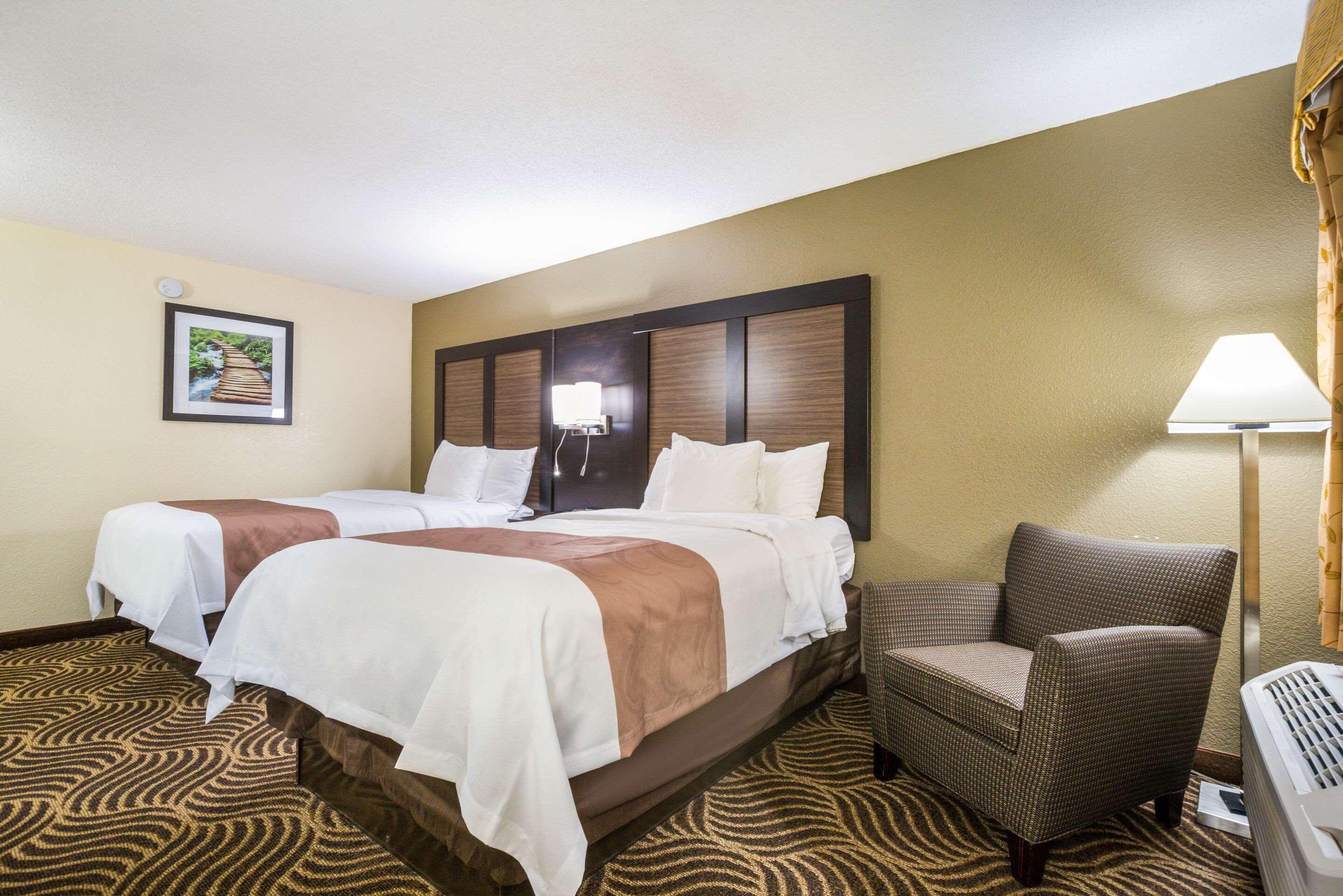 Quality Inn & Suites Florence - Cincinnati South Εξωτερικό φωτογραφία