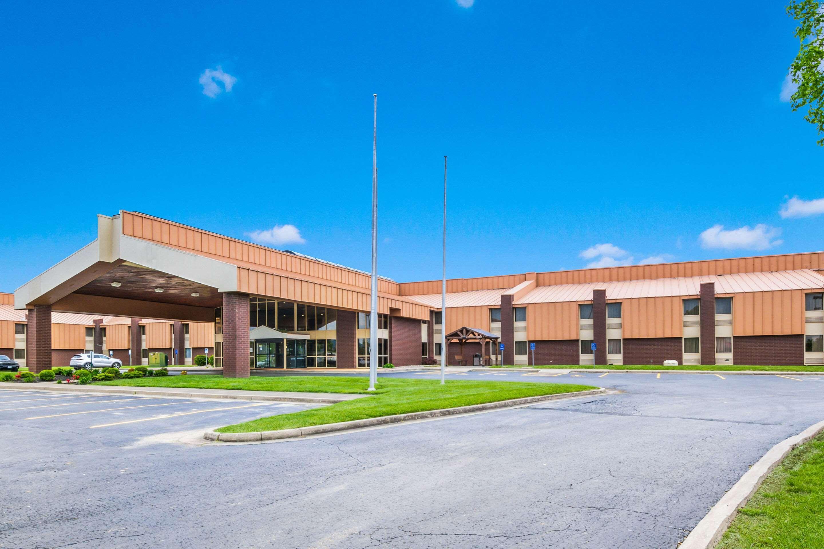 Quality Inn & Suites Florence - Cincinnati South Εξωτερικό φωτογραφία