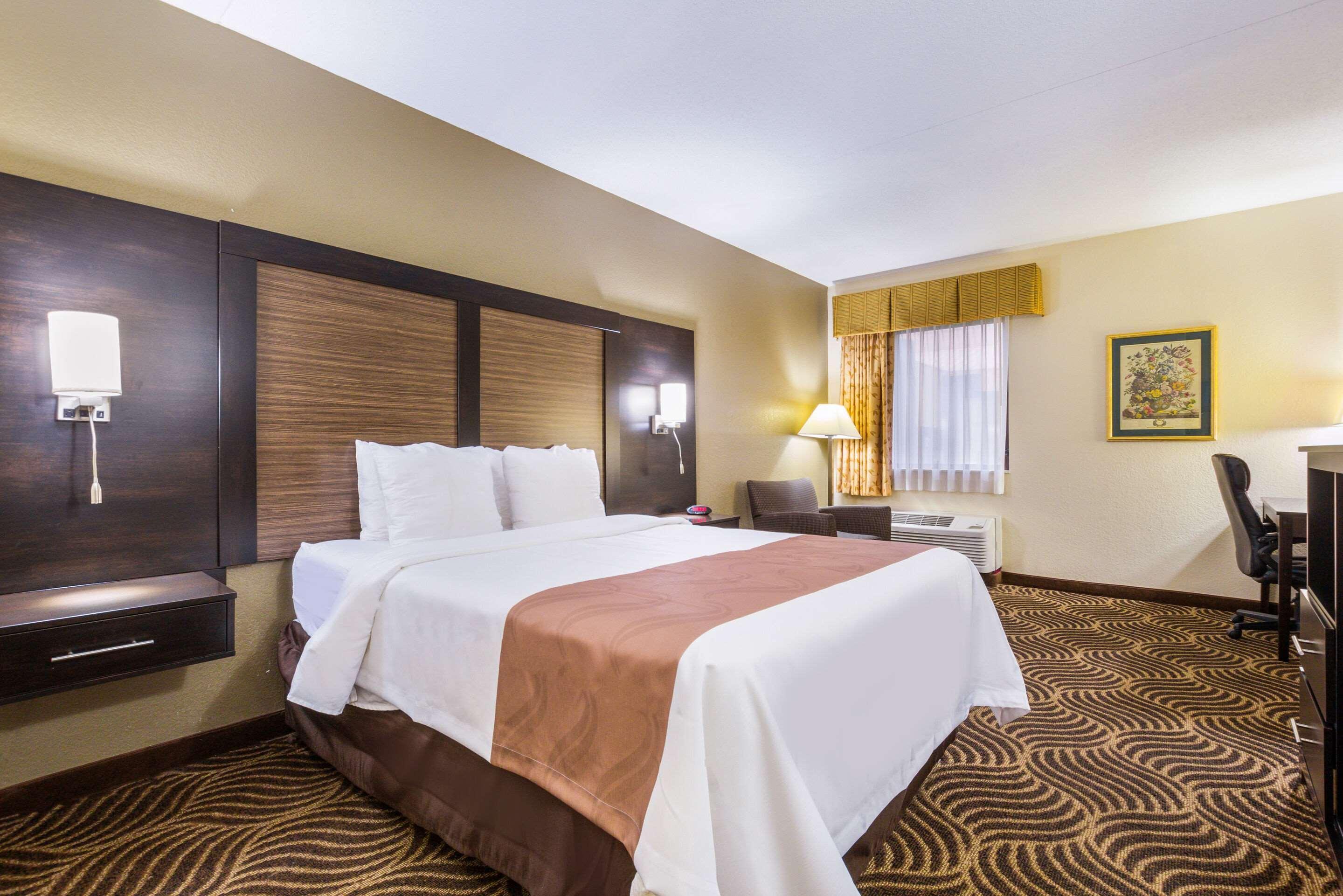 Quality Inn & Suites Florence - Cincinnati South Εξωτερικό φωτογραφία