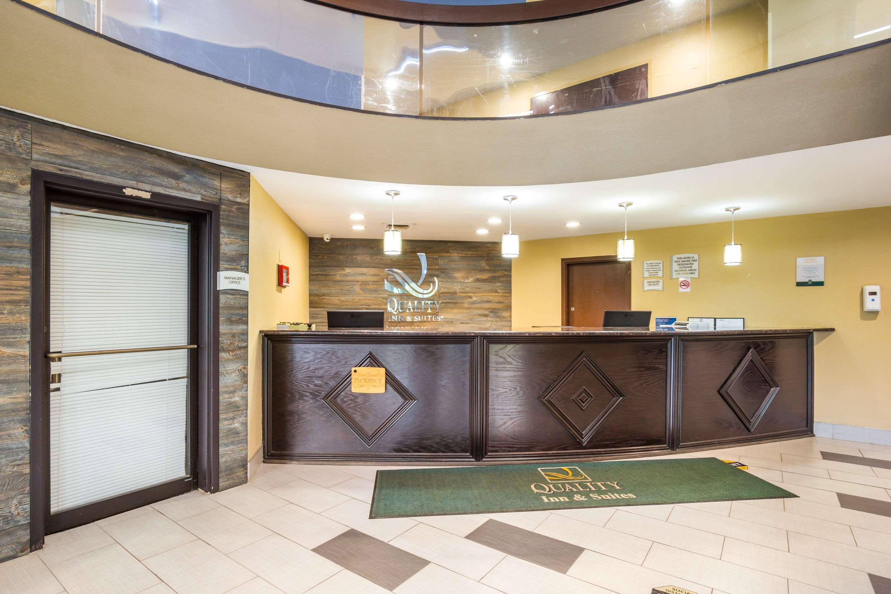 Quality Inn & Suites Florence - Cincinnati South Εξωτερικό φωτογραφία