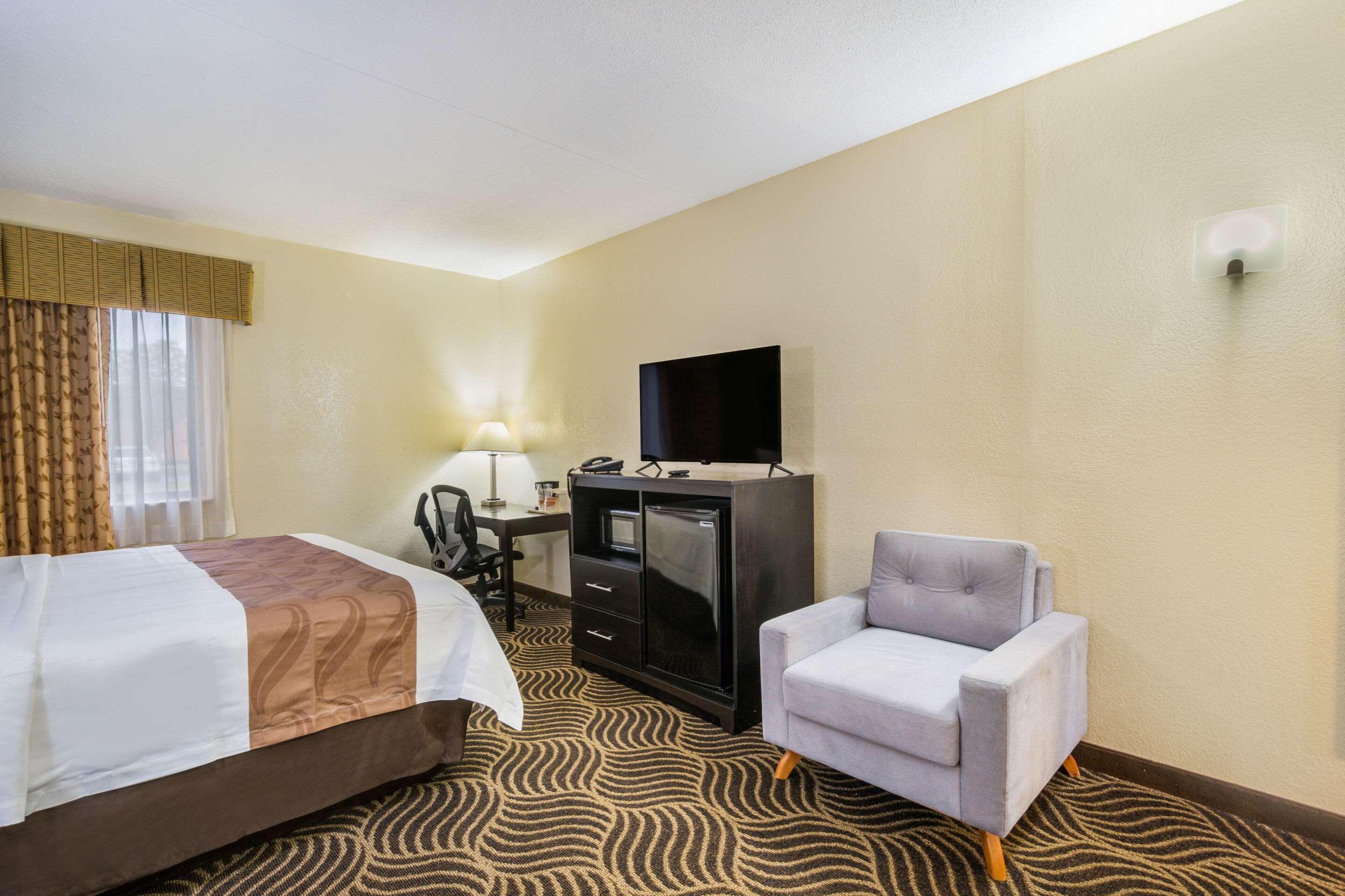 Quality Inn & Suites Florence - Cincinnati South Εξωτερικό φωτογραφία