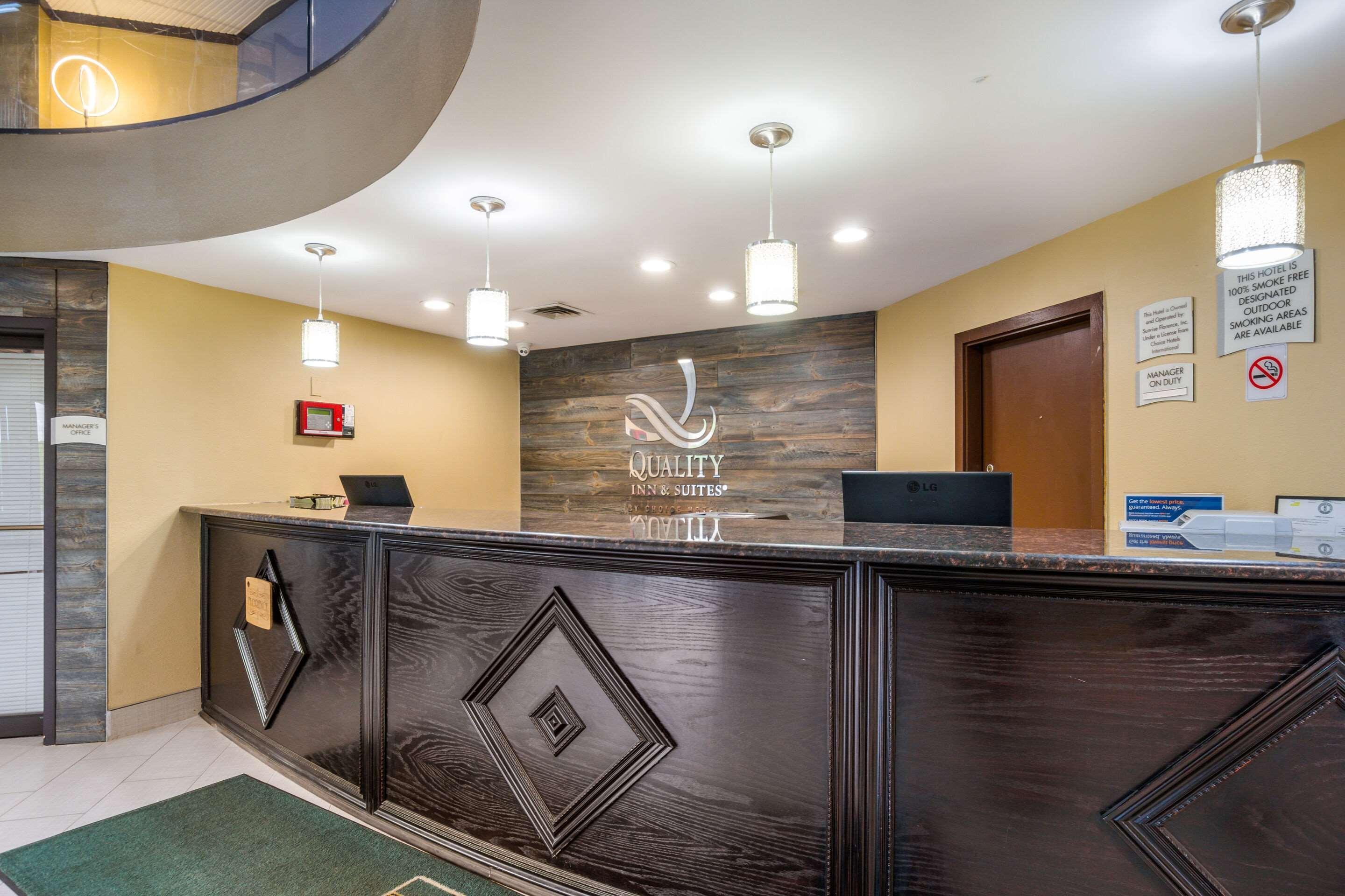 Quality Inn & Suites Florence - Cincinnati South Εξωτερικό φωτογραφία