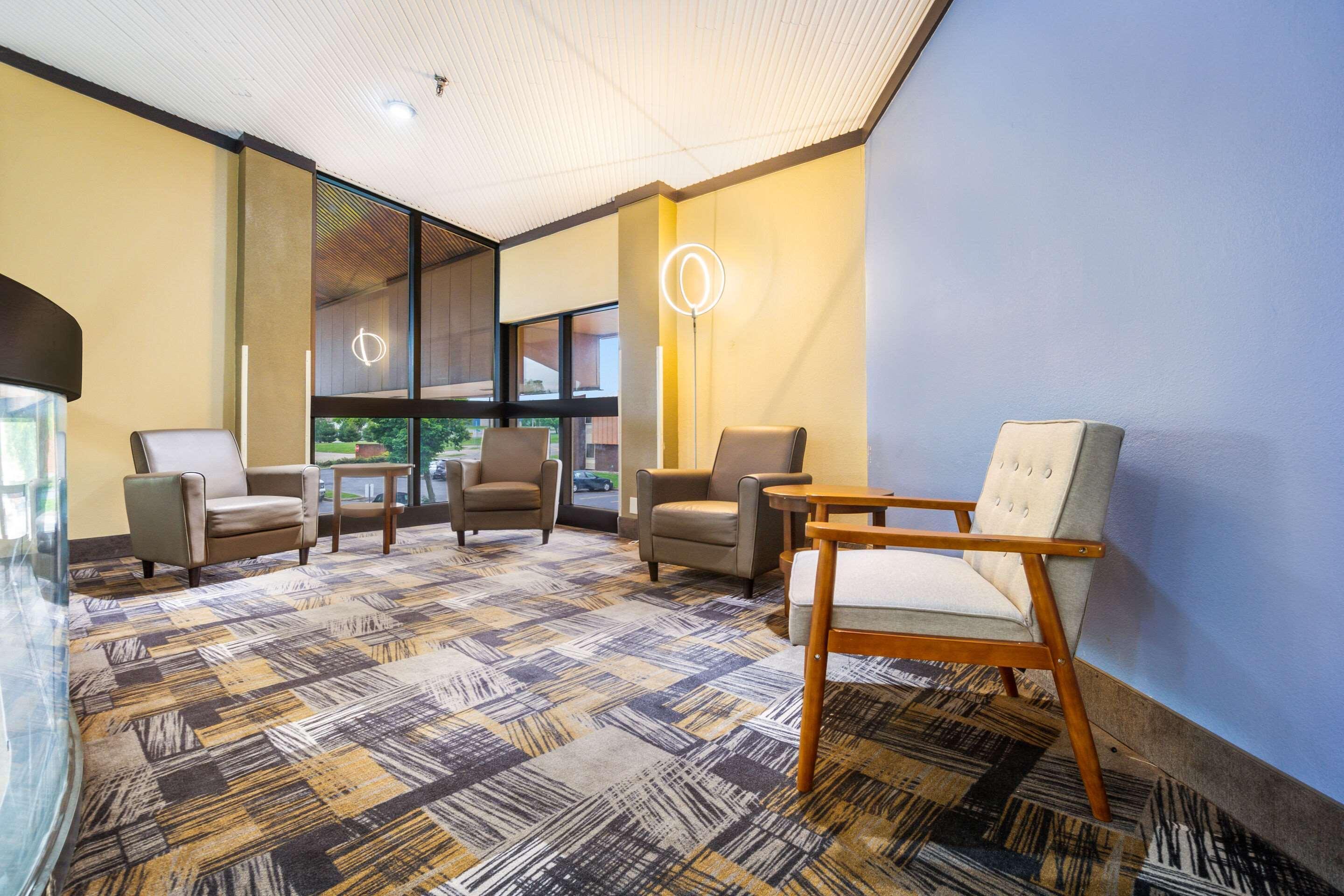 Quality Inn & Suites Florence - Cincinnati South Εξωτερικό φωτογραφία